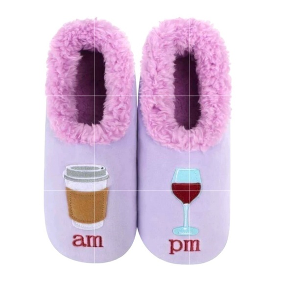 SNOOZIES Coffee & Wine Fuzzy Fun & Cozy Women’s Slipper Socks Sz L 9/10 Lilac - Picture 2 of 8